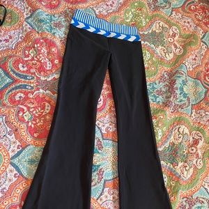Lululemon flare yoga pants